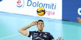 Lorenzo Cortesia in attacco con la maglia di Ravenna