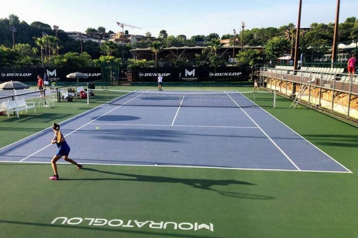 Ultimate Tennis Showdown