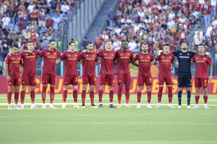 LA FORMAZIONE DELLA ROMA ( FOTO DI SALVATORE FORNELLI )