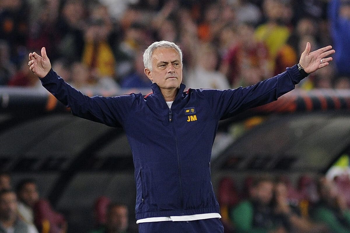 Roma-Betis Sevilla, Mourinho: “En España hay que intentarlo.  Abraham tuvo que jugar»