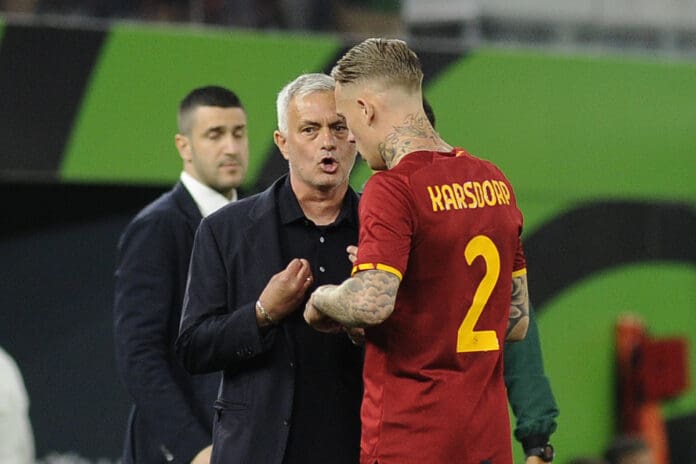 JOSE' MOURINHO E KARSDORP ( FOTO DI SALVATORE FORNELLI )