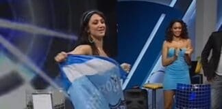 Marika Fruscio spogliarello