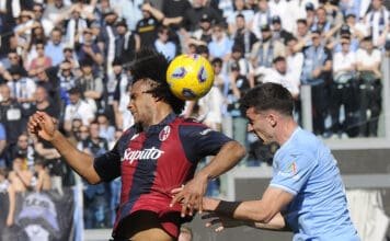 joshua zirkzee e casale in azione ( foto di salvatore fornelli )