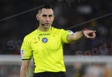 l’arbitro andrea colombo ( foto di salvatore fornelli )