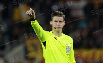 l’arbitro internazioanle françois letexier ( foto di salvatore fornelli )