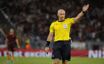 l’arbitro szymon marciniak