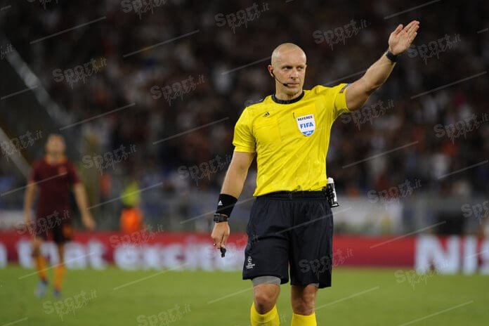 l’arbitro Szymon Marciniak l’arbitro szymon marciniak