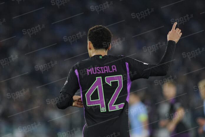 jamal musiala ( foto di salvatore fornelli )