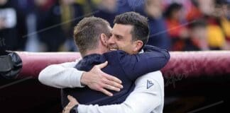 thiago motta abbraccia daniele de rossi ( foto di salvatore fornelli )