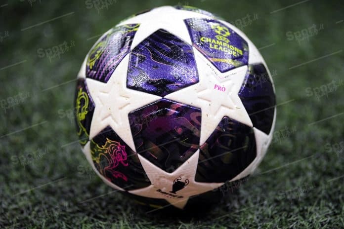 pallone champions league